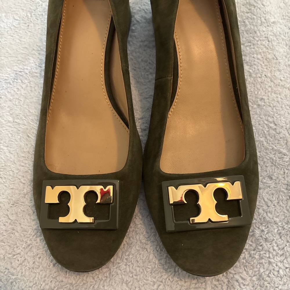 Tory Burch Olive Green Suede Loafers with Gold Logo